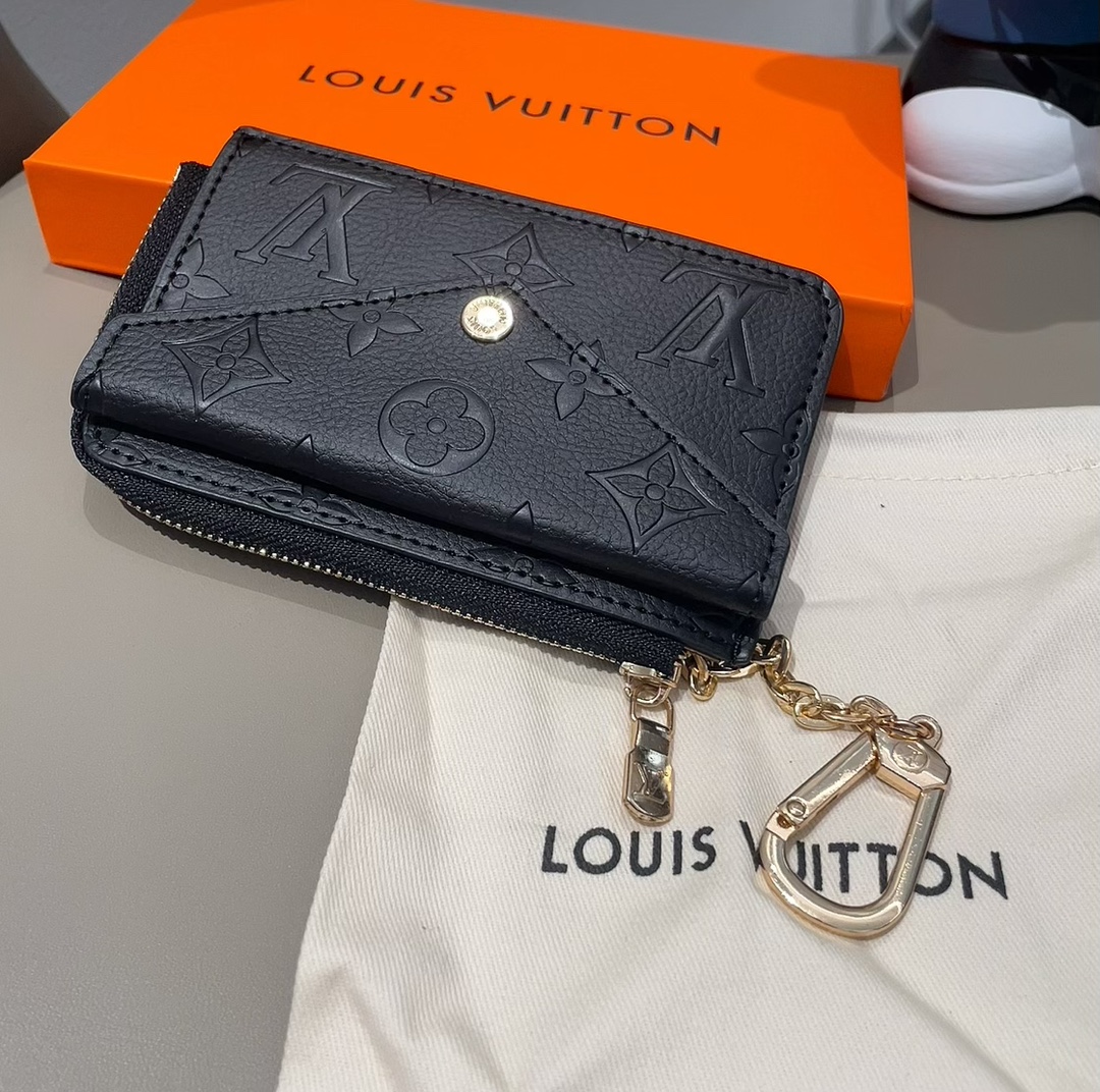 LV